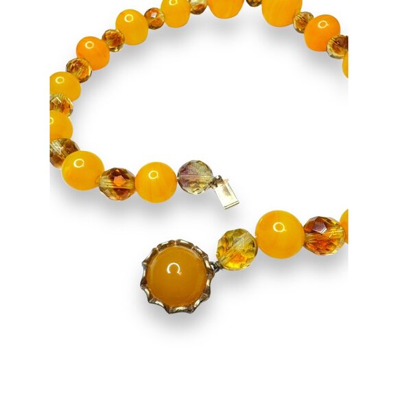 Vintage Lucite & Givre Glass Necklace With Box Clasp 19.5" Unsigned - Picture 4 of 6